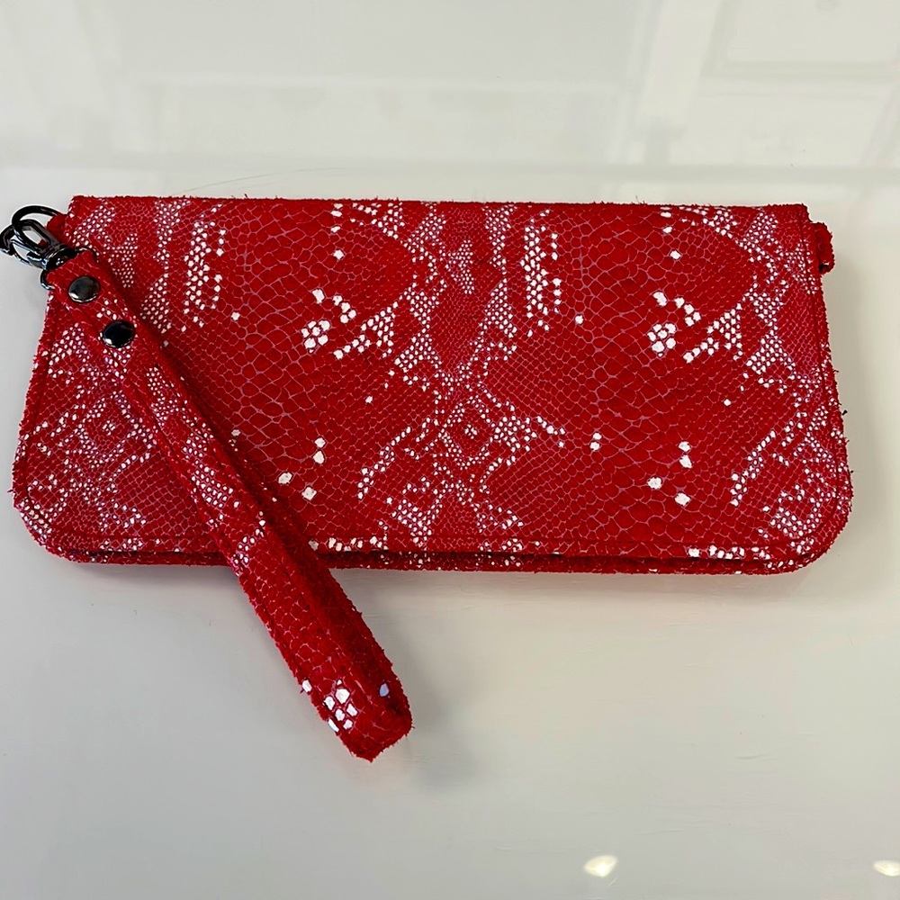 Wristlet wallet/handbag by Coastal Road